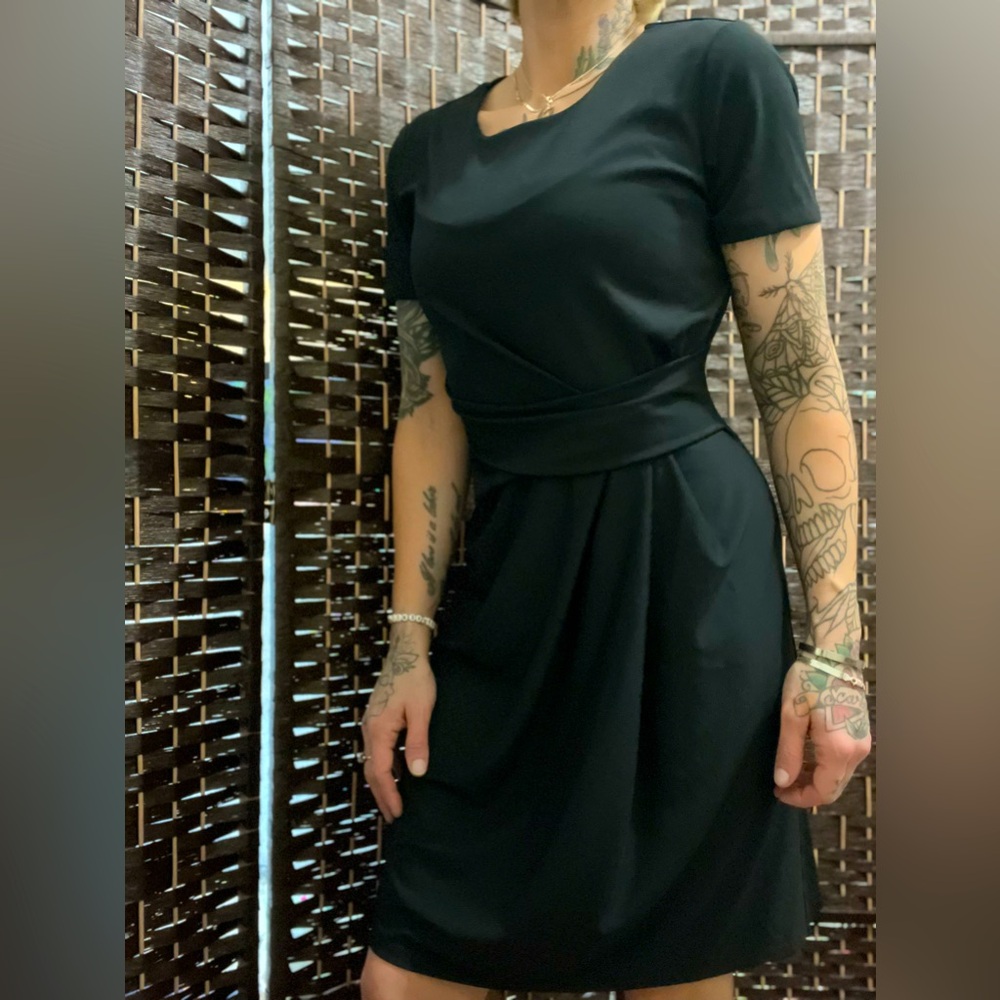 Nine West women’s twisted sheath dress, size small, little black dress, NWT
